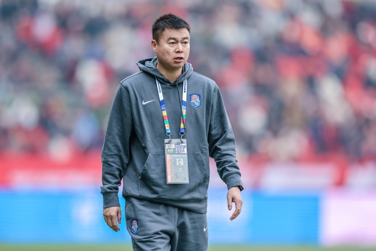 于根伟复盘津鲁战 点球未进成转折 承认实力差距