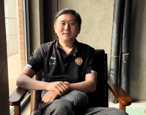 前国安冠军成员路姜:颈动脉闭塞致偏瘫,人生下半场仍在踢